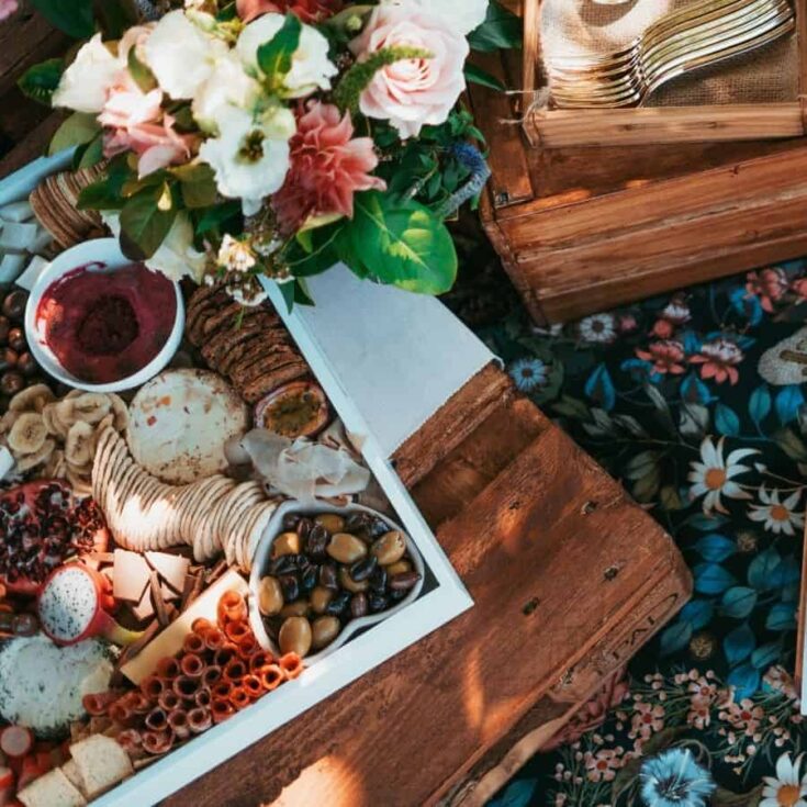A beautiful romantic picnic