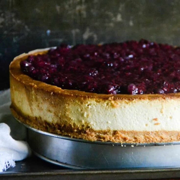 A fresh looking grain-free New York style cheesecake