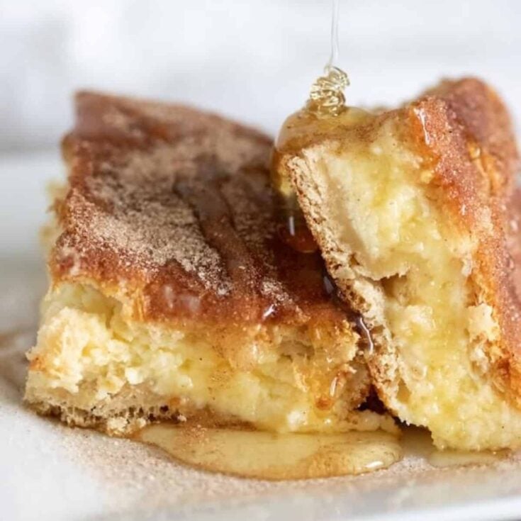 Slices of Mateo's famous Sopapilla cheesecake bars