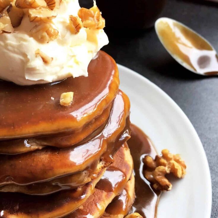A plate of sticky toffee pudding pancakes