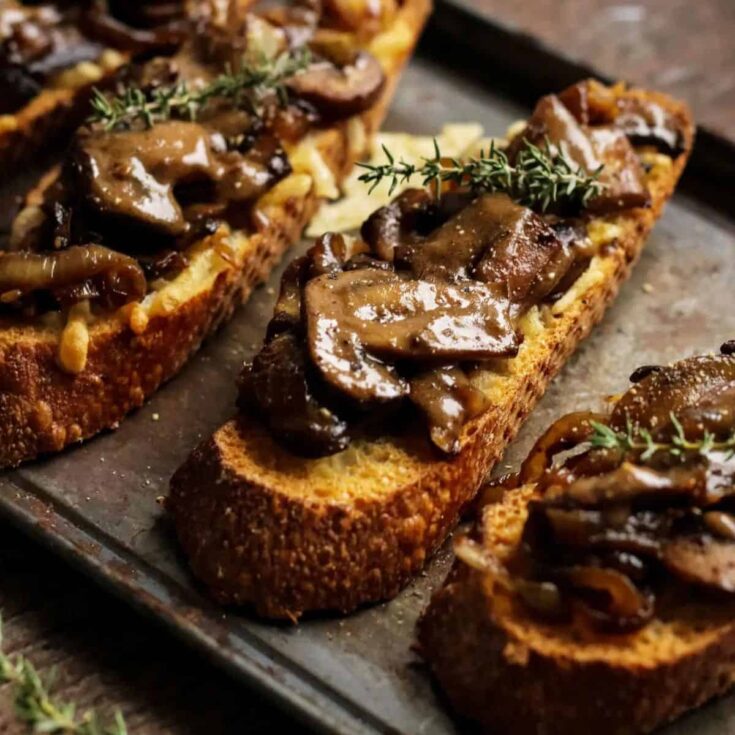 Easy vegan mushroom crostini cooked after reading these Fall appetizers recipe