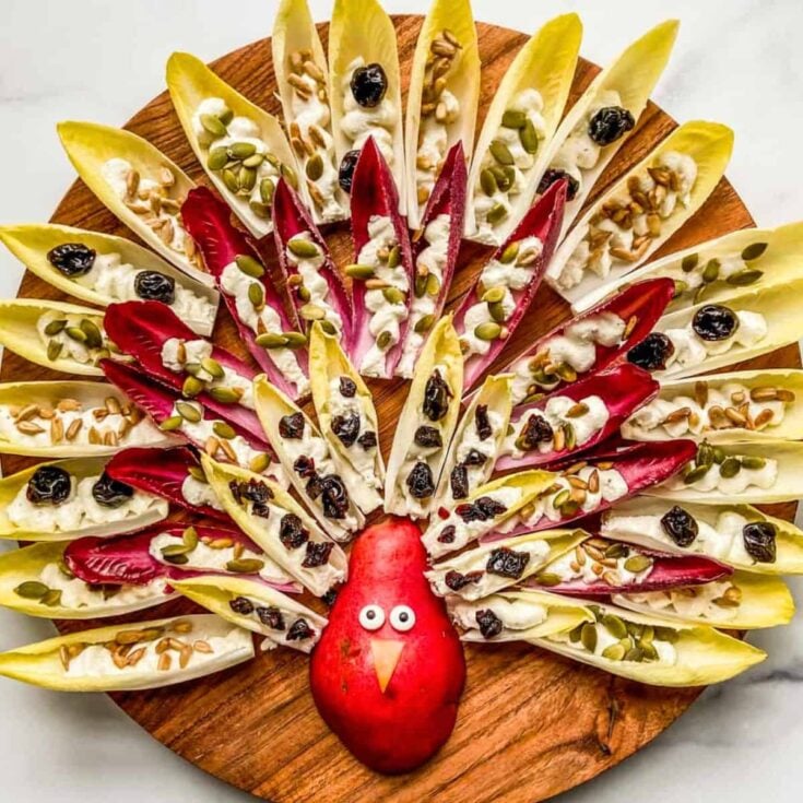 Thanksgiving appetizer board cooked after reading these Thanksgiving appetizers
