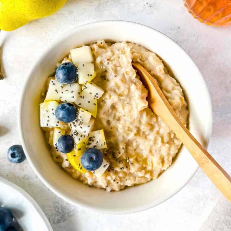 A bowl of coconut milk porridge prepared after reading these Fall breakfast ideas