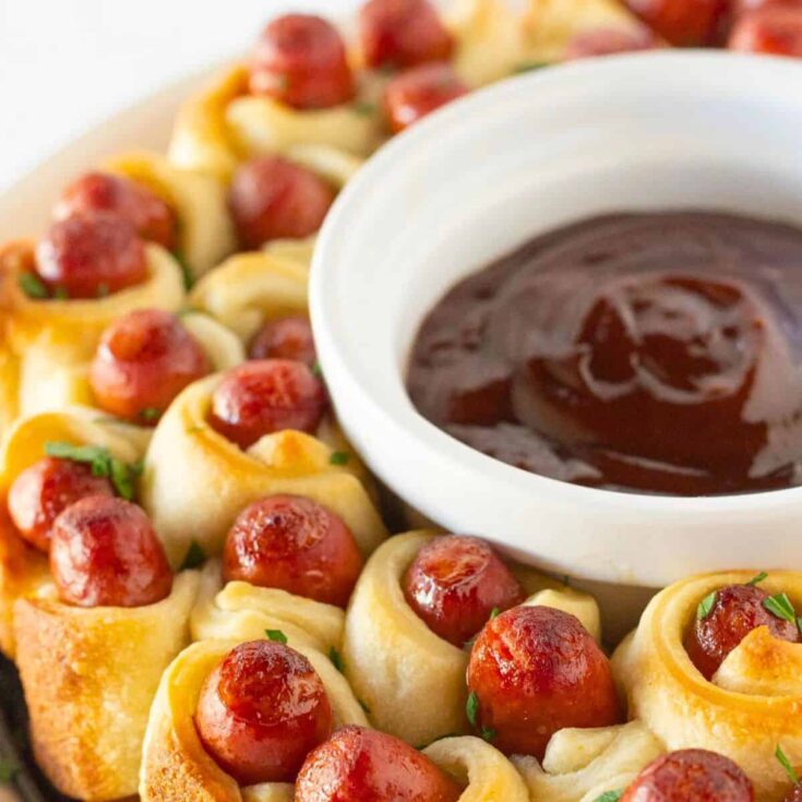 A set of appetizing easy pigs prepared after reading these Christmas appetizers