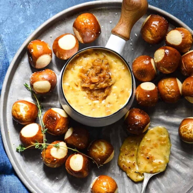 French onion cheese fondue prepared after reading these Easy fondue recipes