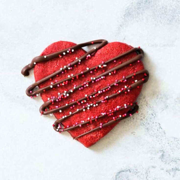 Red velvet sugar cookies with eggless royal icing made after reading these Valentine cookies