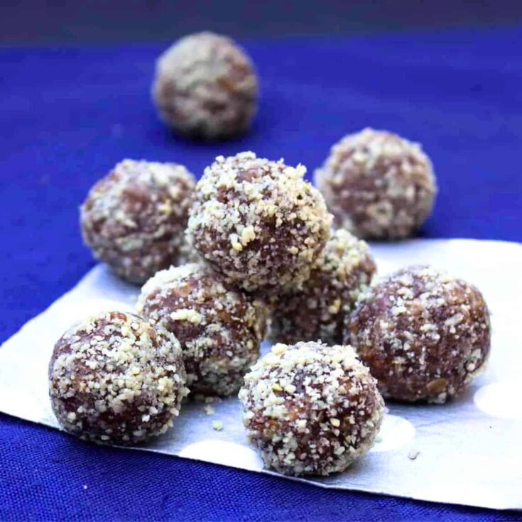 A set of Kahlua truffles made after reading these Christmas truffle ideas