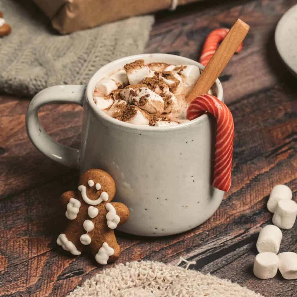 A hot chocolate prepared after reading these Christmas date ideas