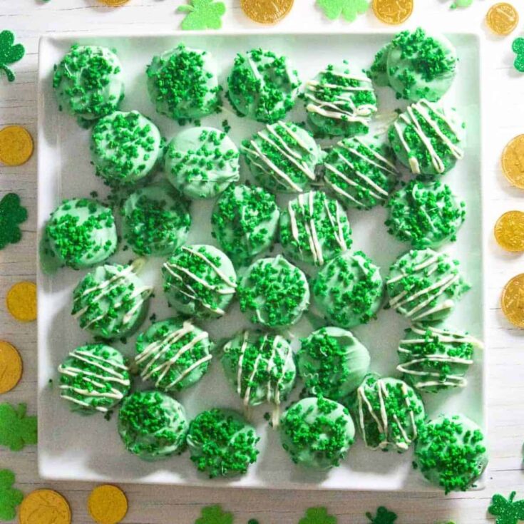 Lucky green oreos made after reading these St Patricks Day cookies