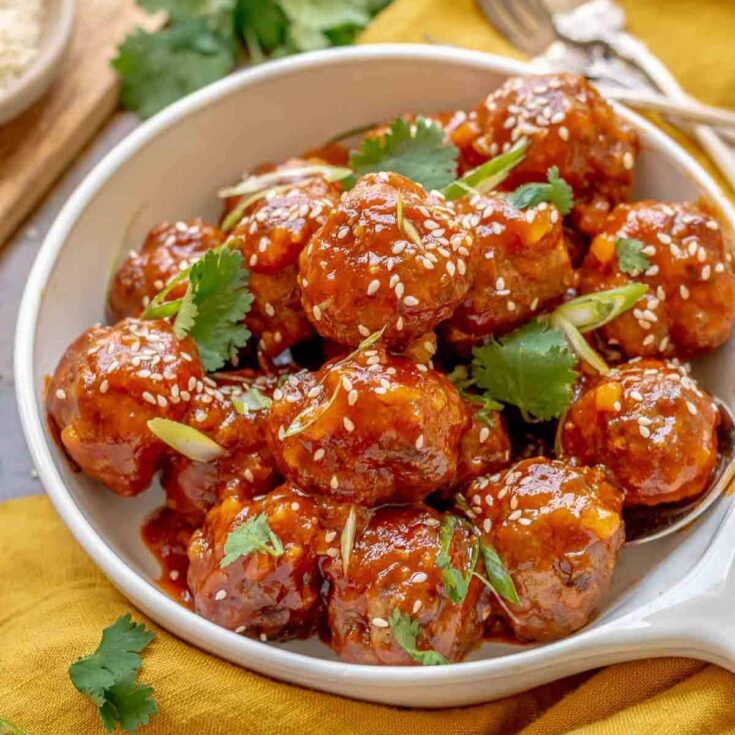 A bowl of honey sriracha meatballs made after reading these One bite appetizers