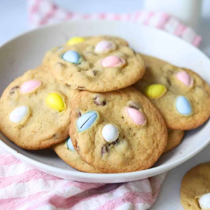 A bowl of Cadbury mini egg chocolate chip cookies