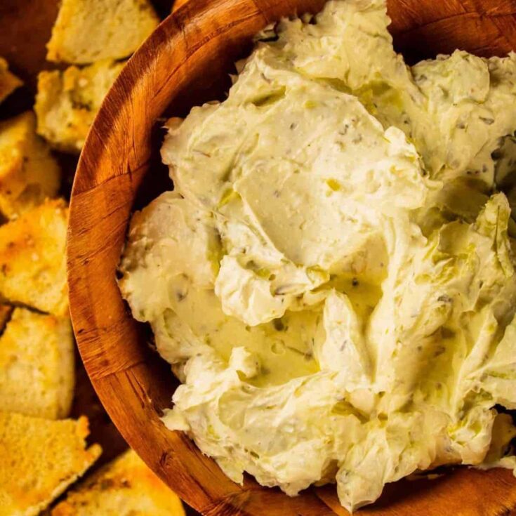 Pepperoncini dip with bagel chips
