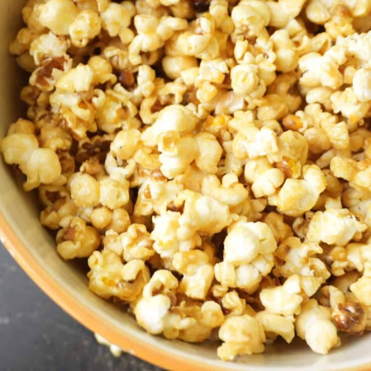 Vegan caramel popcorn