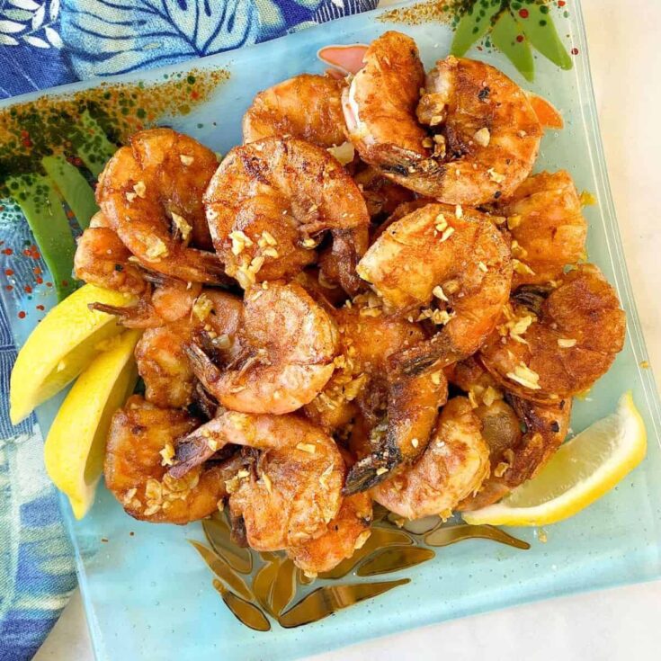 Hawaiian garlic shrimp on a plate