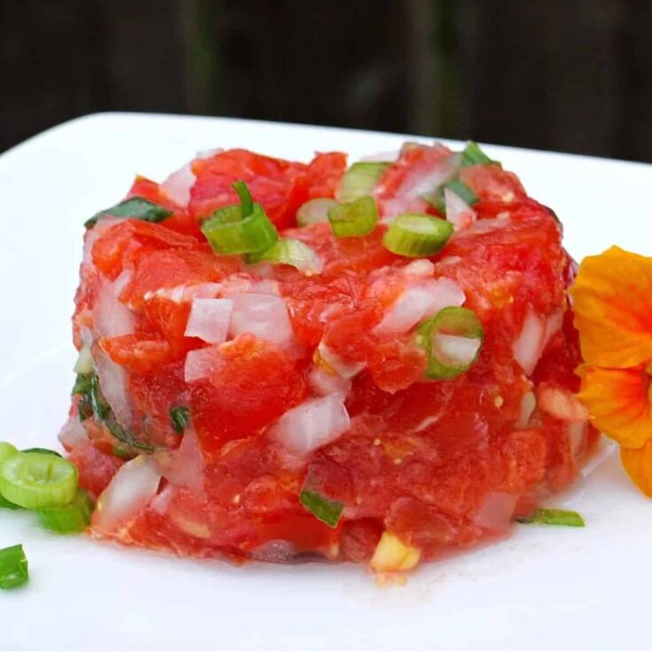 Lomi lomi salmon