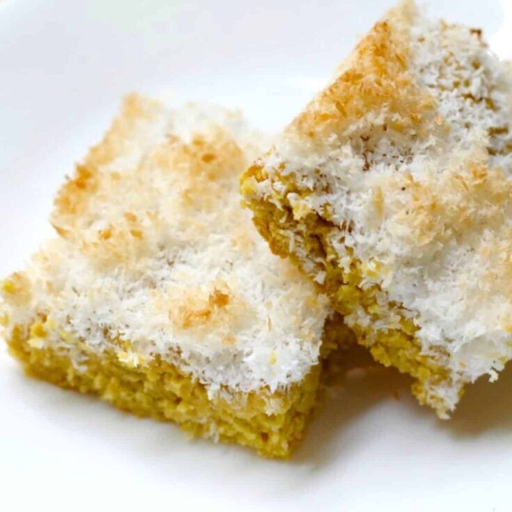 Mango snack cake