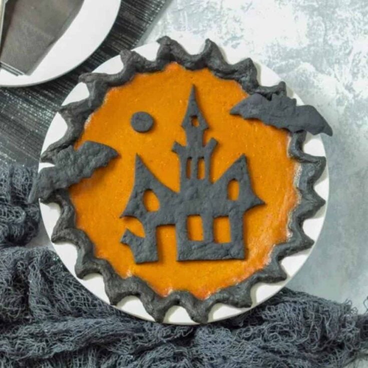 Halloween pumpkin pie