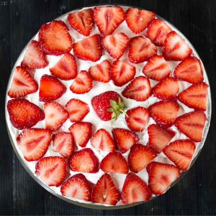 Strawberry praline trifle