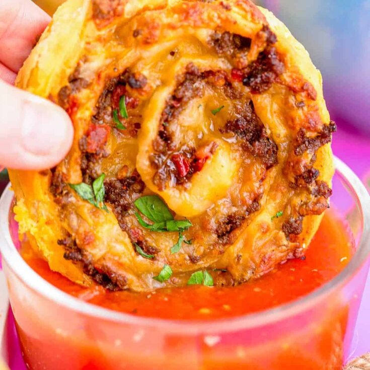Taco pinwheel with puff pastry
