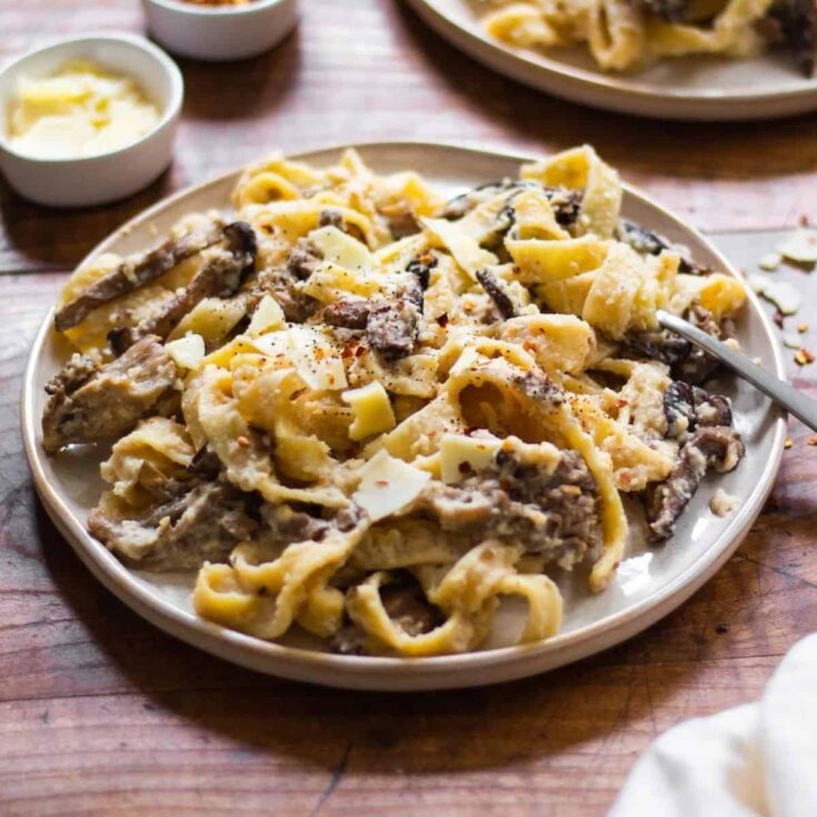Healthy fettuccine Alfredo made after reading these Date night dinners