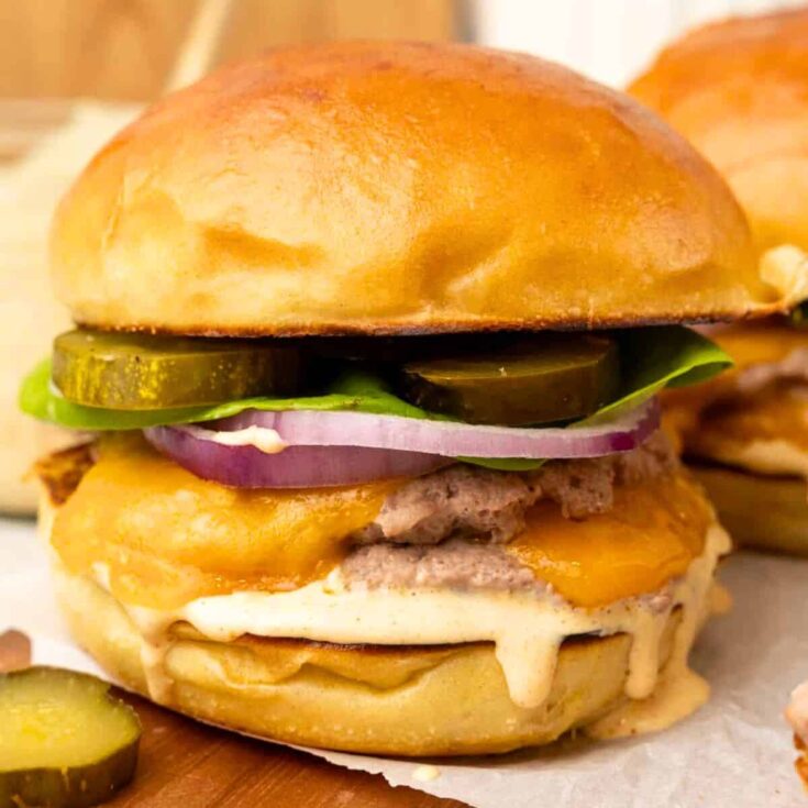 Smash turkey burgers