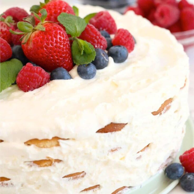 Vanilla wafer icebox cake