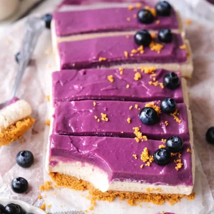 Blueberry cheesecake bars
