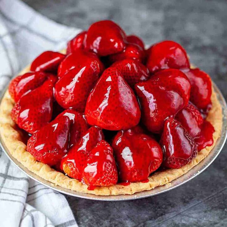 Fresh strawberry pie desserts