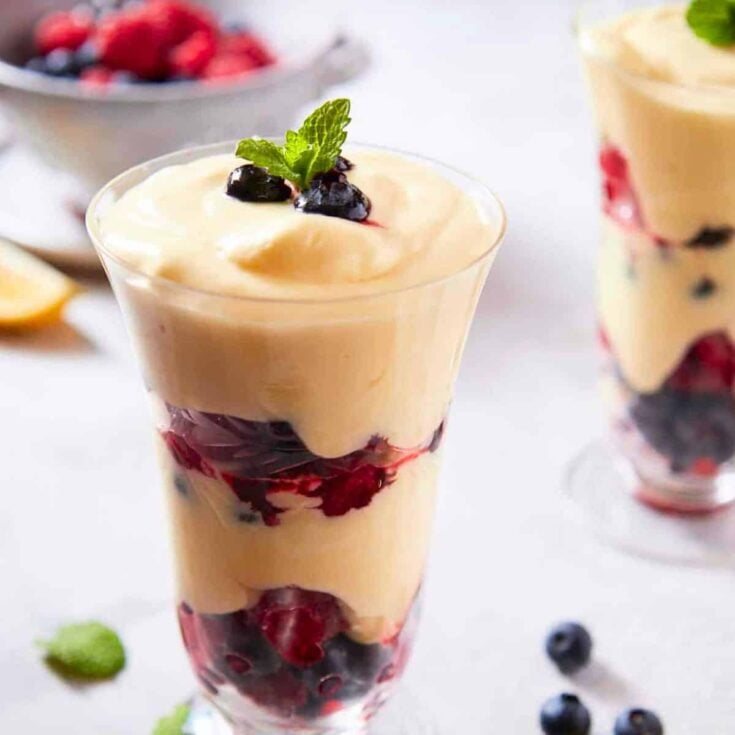Lemon cream and berry parfaits dessert