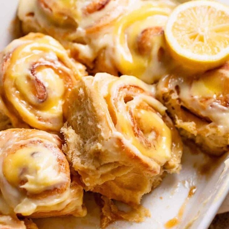 Lemon curd sweet rolls
