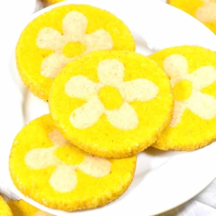 Lemon daisy slice and bake cookies