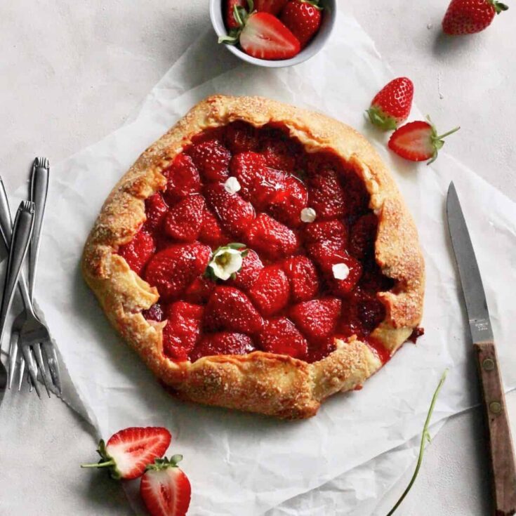 Simple strawberry galette dessert
