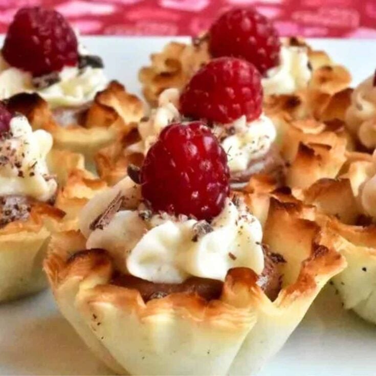 Chocolate mousse phyllo cups
