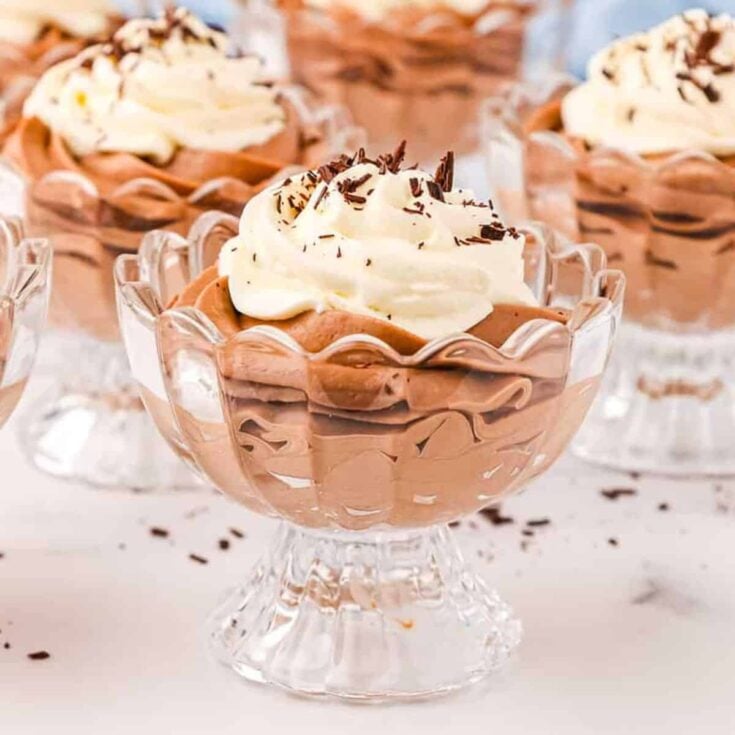 Cups of Nutella chocolate cheesecake mousse