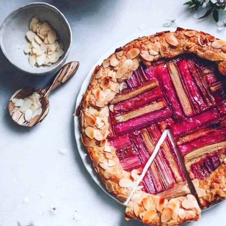 Rhubarb pie