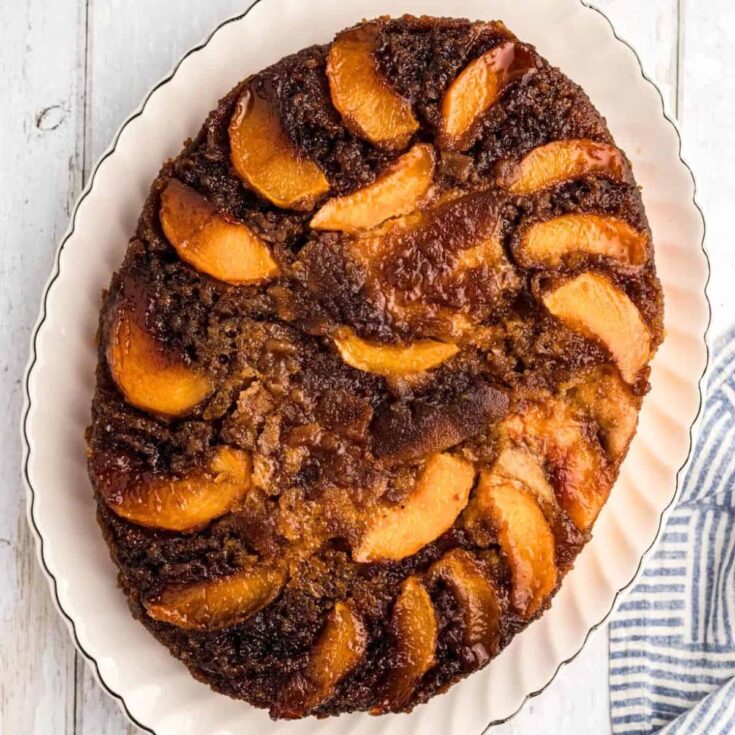 Slow cooker peach upside down cake