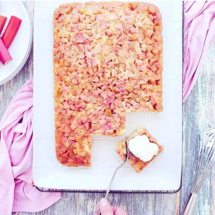 Upside down rhubarb cake
