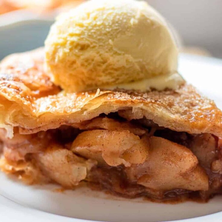 Easy puff pastry apple pie on a plate