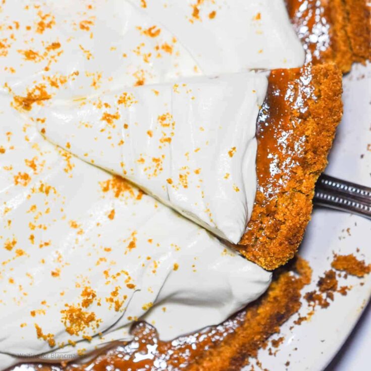 Pumpkin pie with graham cracker crust