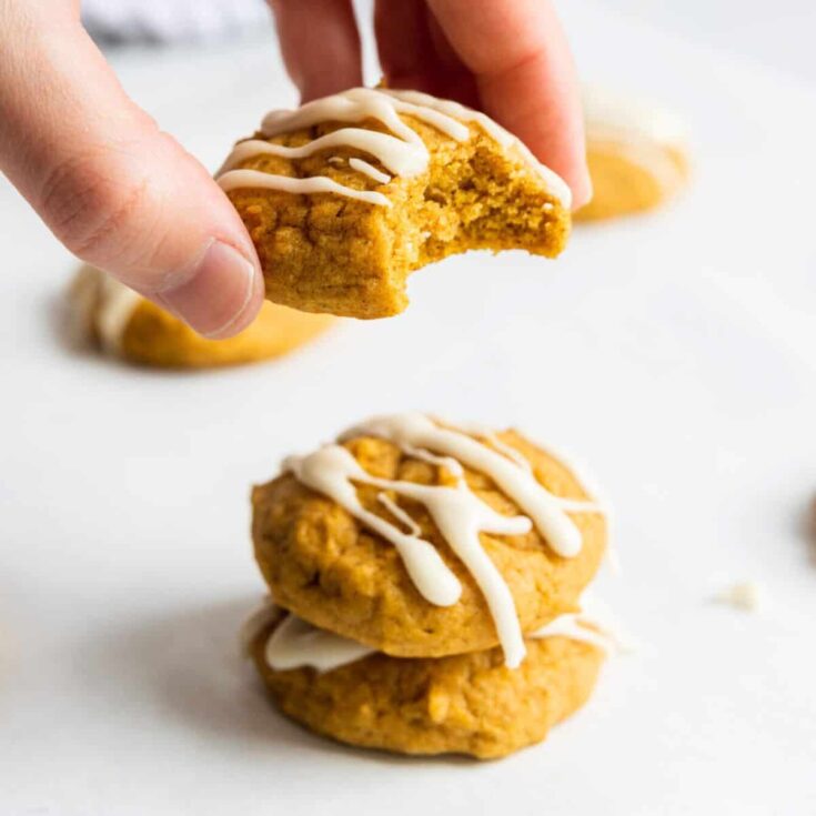 Vegan pumpkin Thanksgiving cookies