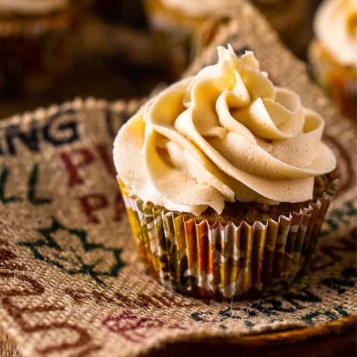 Brown butter-pumpkin cupcakes