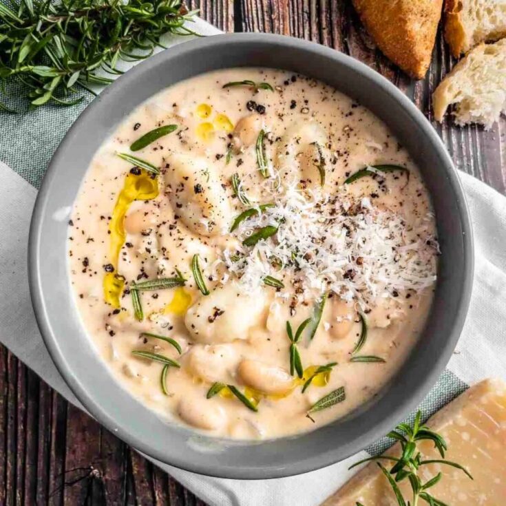 Creamy vegetarian gnocchi soup