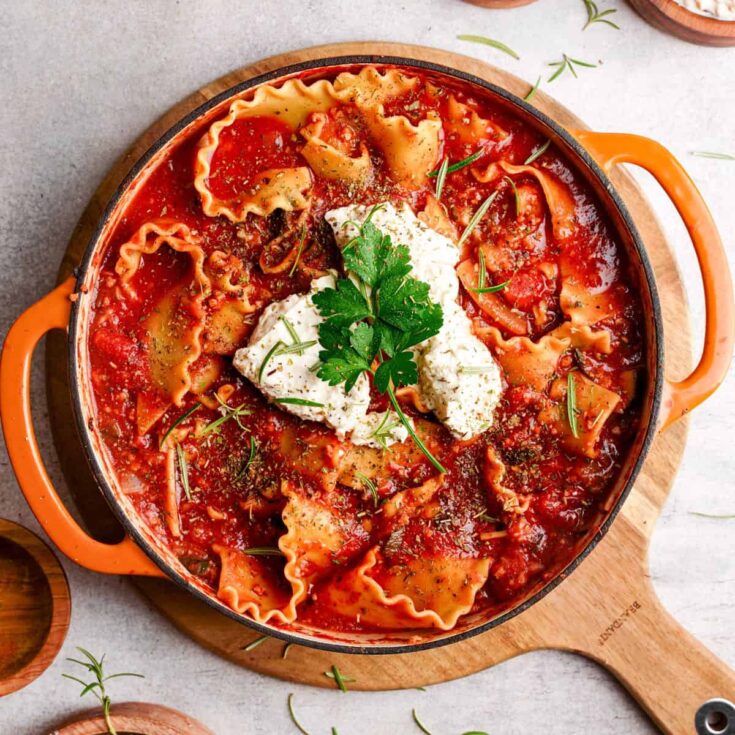 Healthy one pot vegan lasagna soup