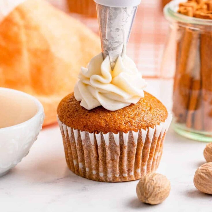 Vegan pumpkin cupcakes