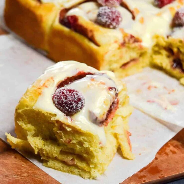 Cranberry cinnamon rolls