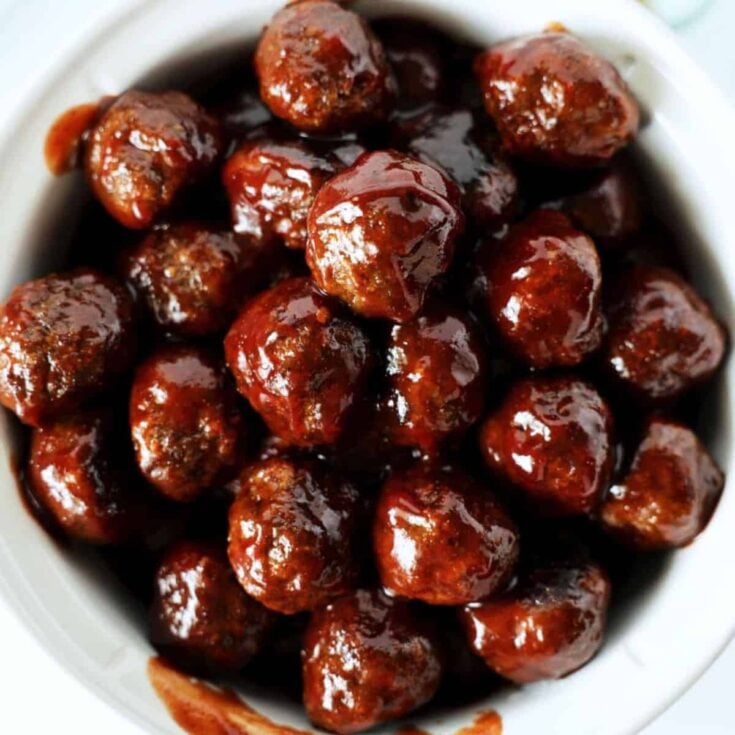 Crockpot BBQ meatballs with grape jelly