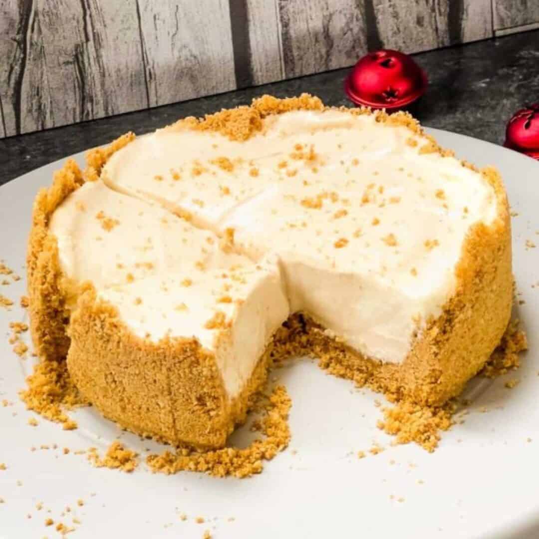 25 Christmas cheesecakes that will steal the spotlight this season | My ...