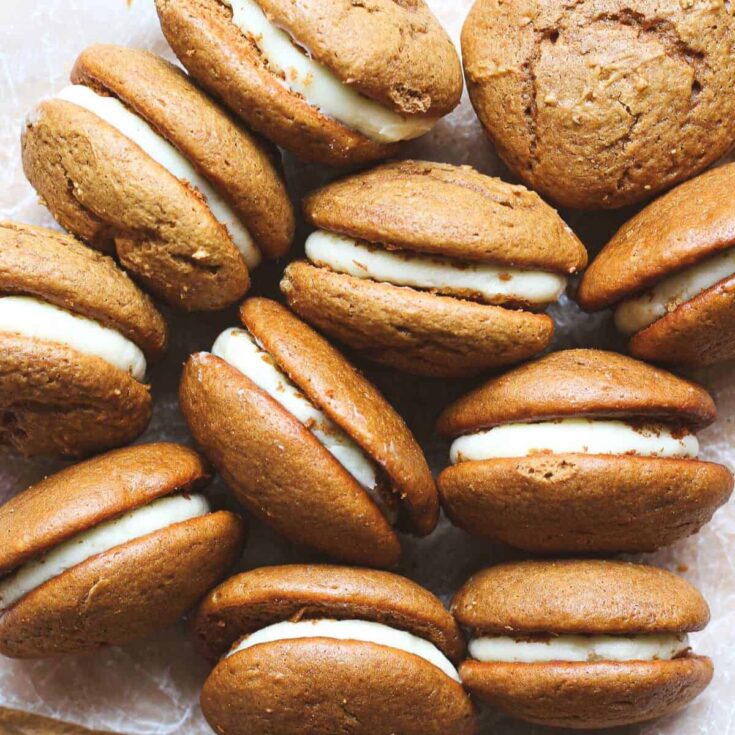 Gingerbread whoopie pie cookies