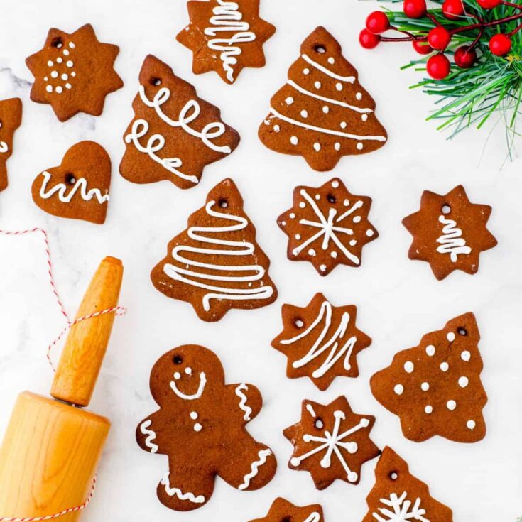 Gingerbread cookies with royal icing
