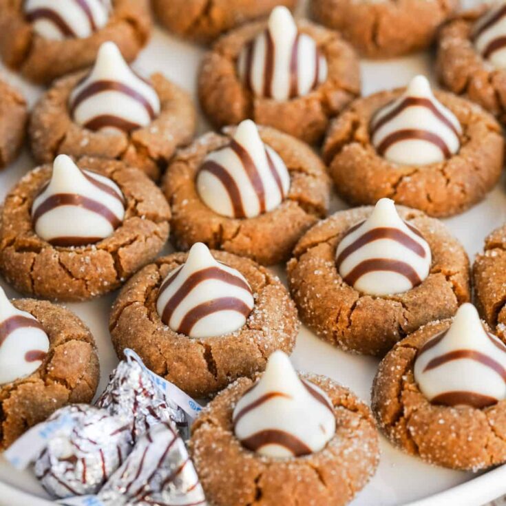 Gingerbread kiss cookies